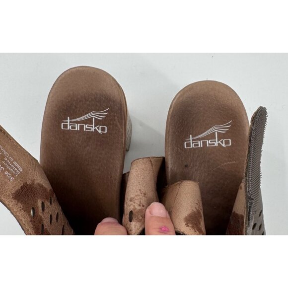 Dansko Danae Perforated  Leather Open-Toe Block Heeled Sandals Size 39 or US 9 - Picture 11 of 11